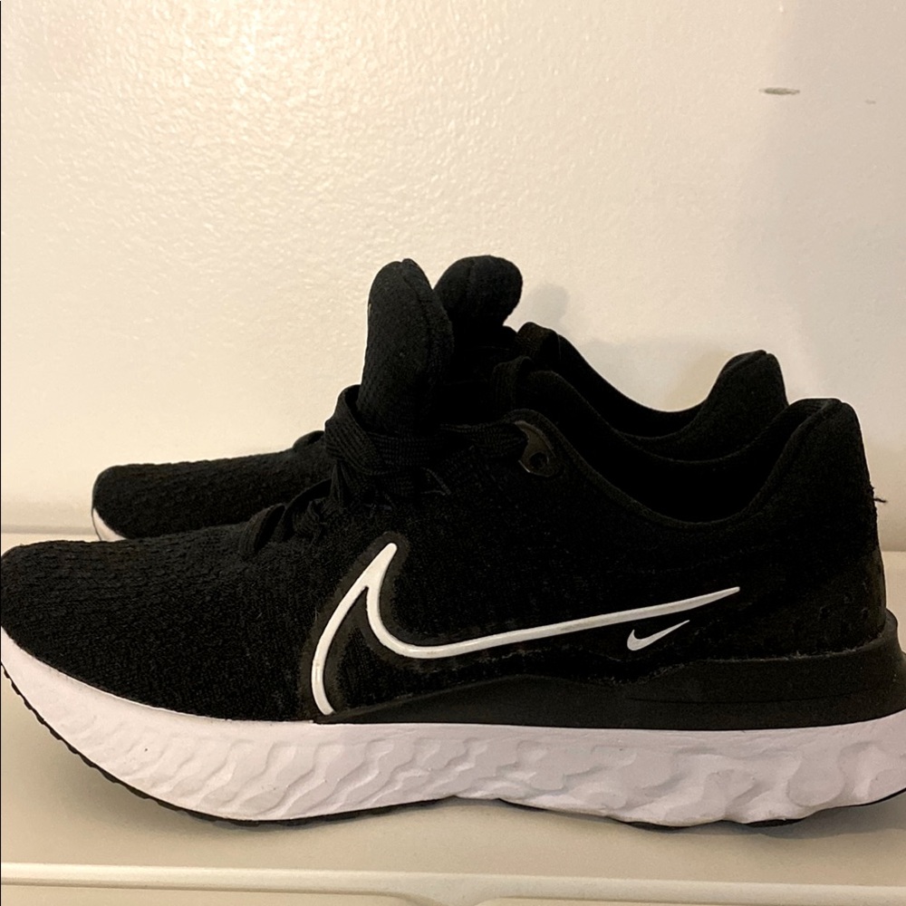 Nike Women’s React Infinity Flyknit